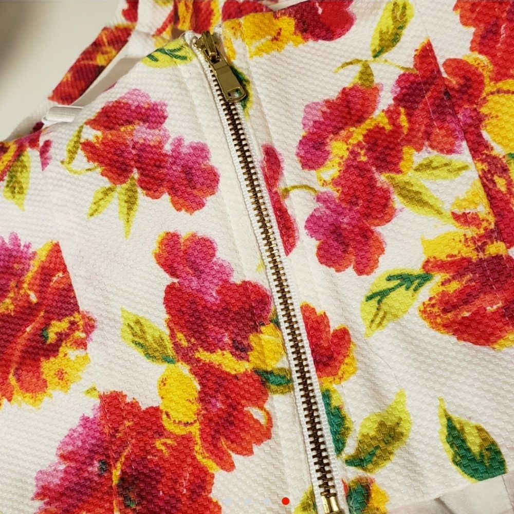 Floral crop top - Picture 4 of 4